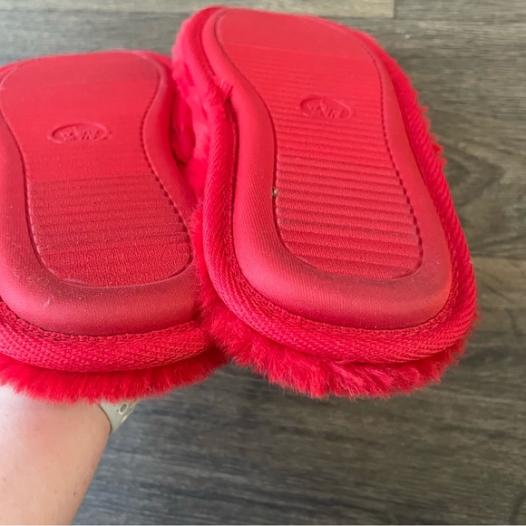 Target Scuff Slippers - Picture 8 of 10